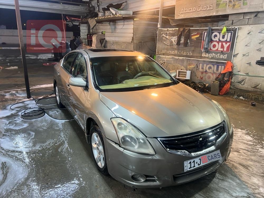 نیسان ئەلتیما